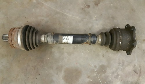 Audi A4 B5 Antriebswelle 8D0407272 AK/J2AK vorne Rechts / 136