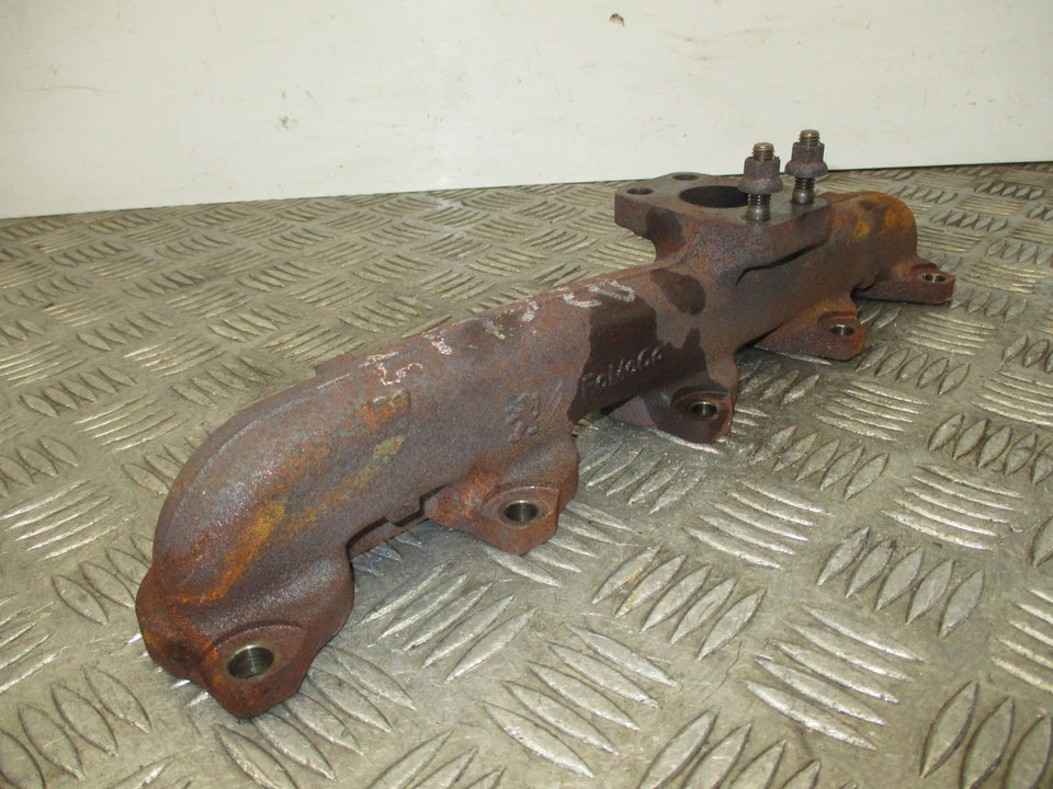 Ford Focus 2017 1,5 TDCi XWDB. Colector de escape 41,6K Foto 2 de 4