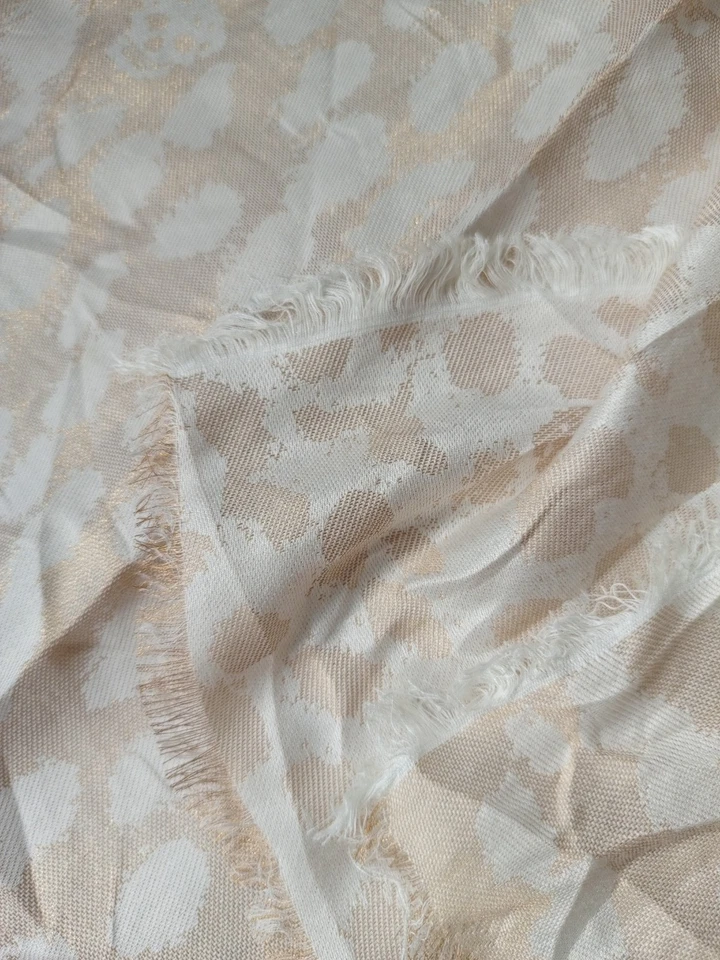 Bufanda de seda rectangular Alexander McQueen 26x80 pulgadas Foto 4 de 4