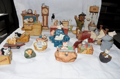 Home Sweet Home Collection Lot of 19 Cat Figurines (Peter Fagan, Enesco)