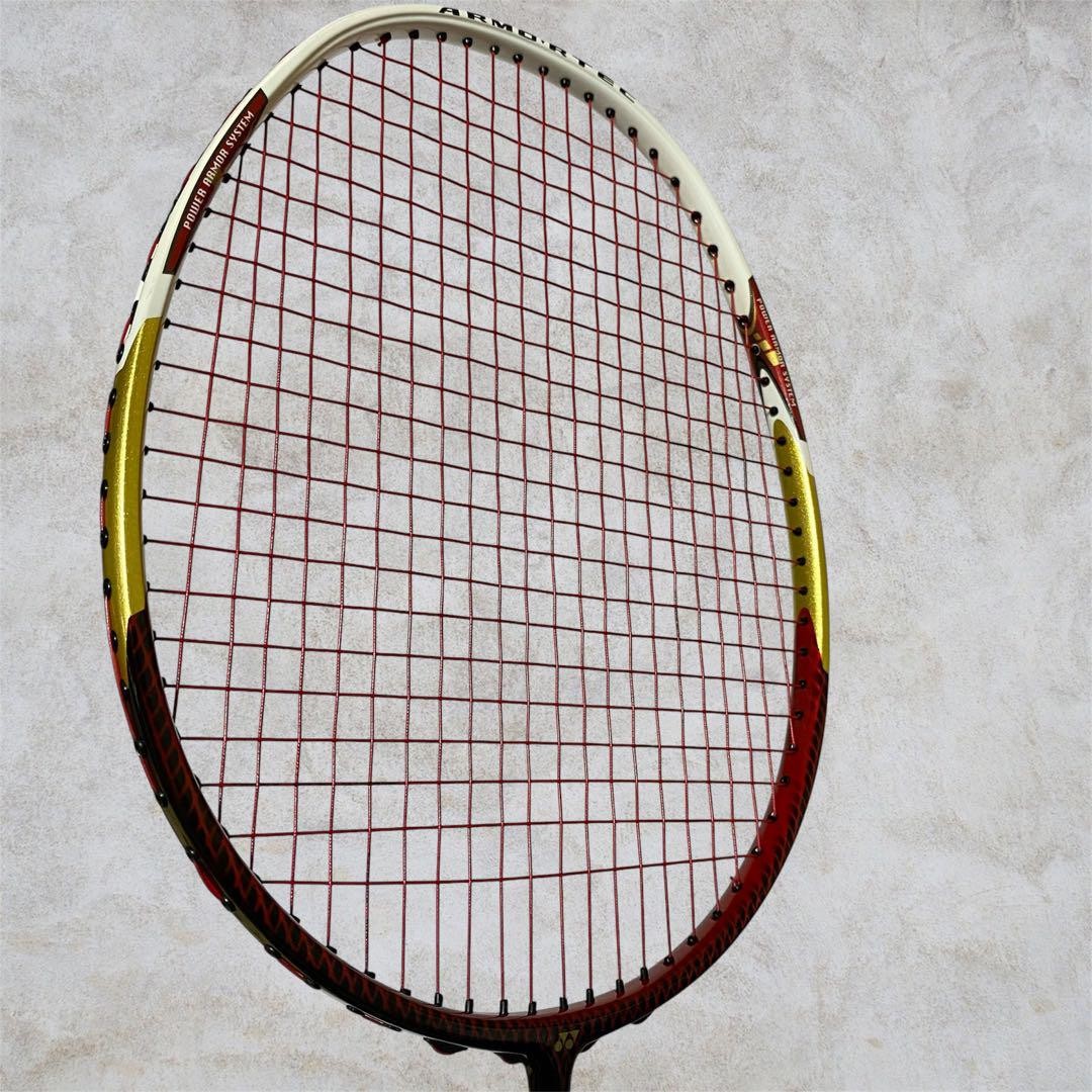 YONEX　アーマーテック700 Yonex Armortec 700 Limited Lin Dan Model 3U G5 Badminton