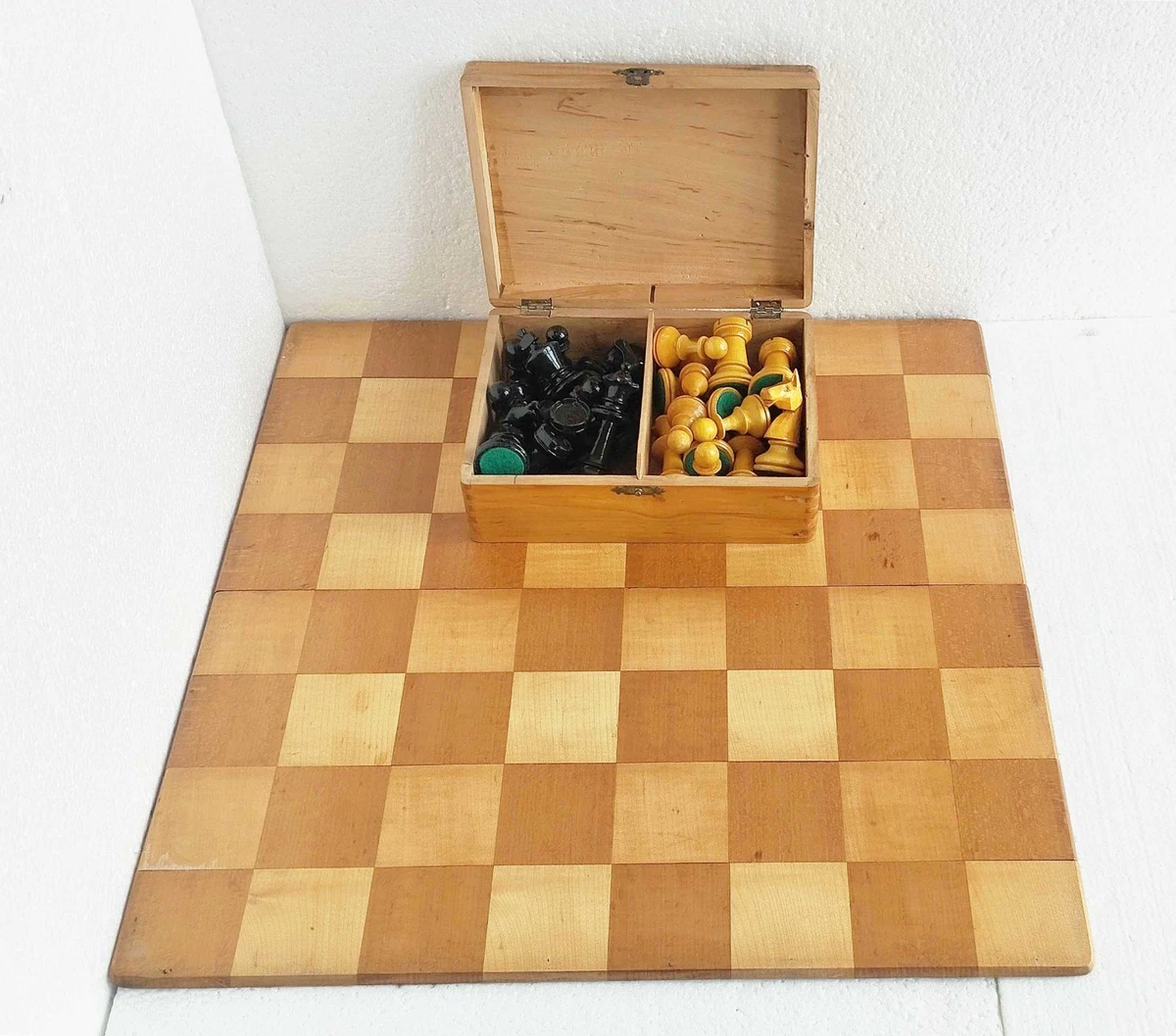 Le jeu d'échecs - Le temps des origines Le jeu d'échecs - Le temps des origines