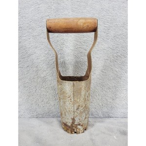 Vintage Metal Bulb Planter Tool Wood Handle Garden Planting Tool