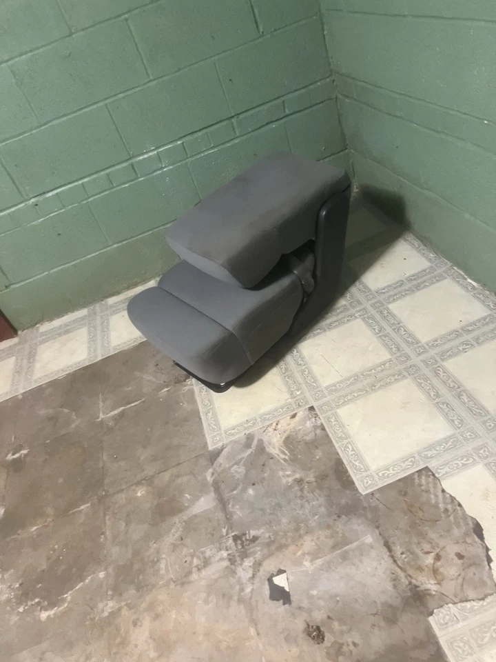 Banco de asiento delantero central Ford F150 2004-2010 gris AE 938740 Foto 4 de 4