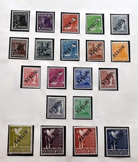 Berlin 1948/77 extensive collection mint unfolded BPP certified stamps