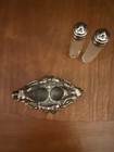 Vintage Small Salt& Pepper Shakers In A Cast Iron Container  — photo 2