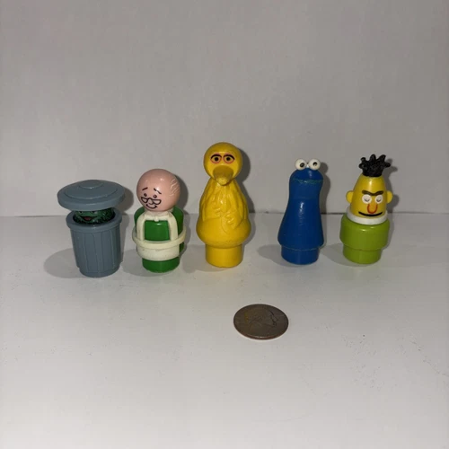 Lot (5) Vintage Fisher Price Little People Sesame Street Figures Oscar Cookie