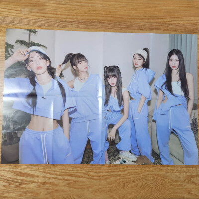 Group Official Folding Poster Set Le Sserafim Unforgiven Weverse