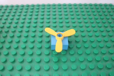 Duplo 2x2 Azure Yellow Blade MY FIRST CAR CREATION Helicopter Pin Top Propeller