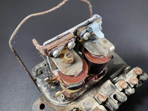 Jaguar XK120, MG TC 9 Post Voltage Regular Original - Picture 10 of 12