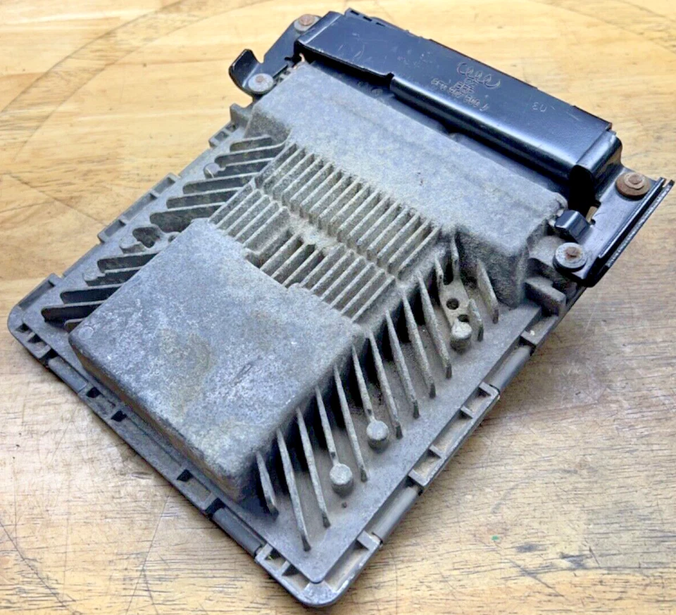 Audi Q7 2012 motor ECM de 3,0 L módulo de control informático ECU Simos 8,33 4L0910551J Foto 3 de 4