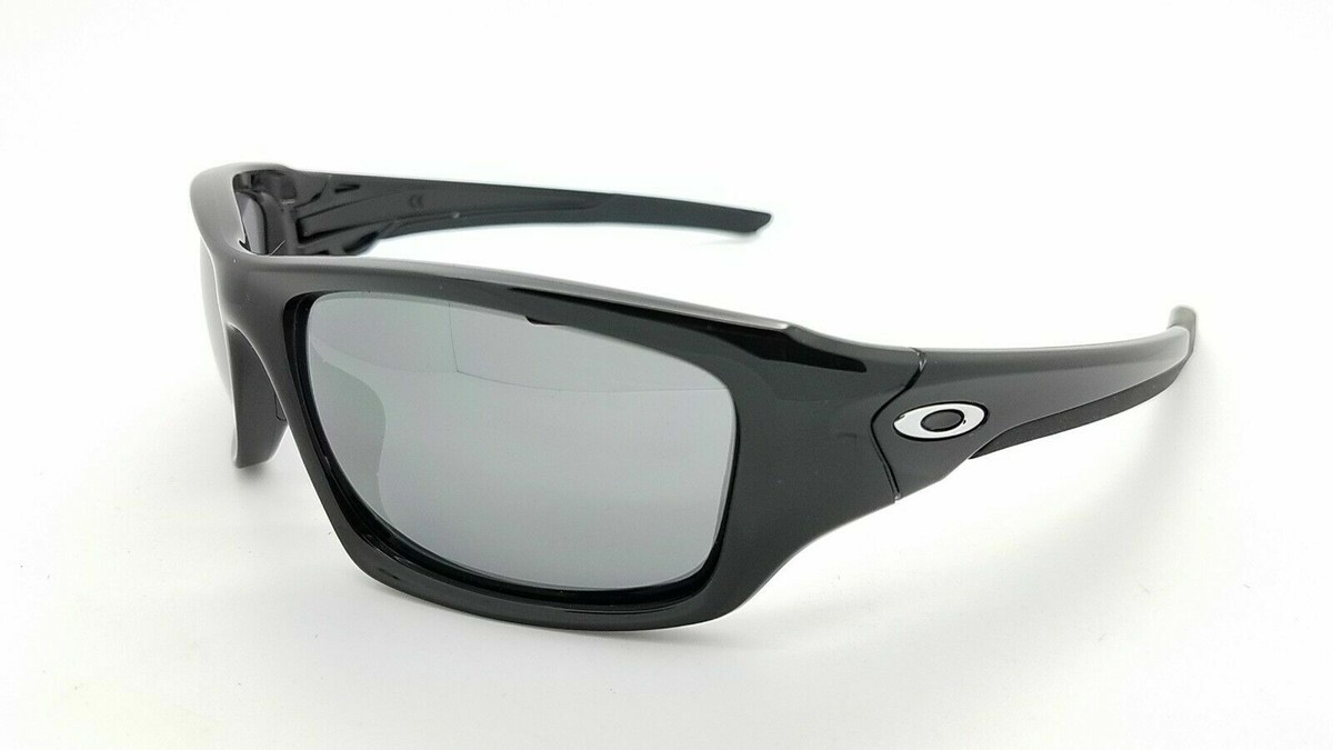 オークリー VALVE Black Oakley Valve Sunglasses with Black Iridium Polarized lens