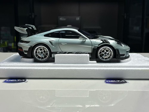 1/18 Minichamps Porsche 911 GT3 RS 992 astilla metálica - Imagen 2 de 9