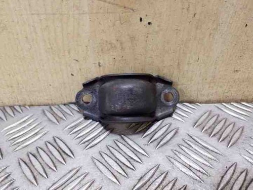 AUDI A5 Cabrio 8F7 Stabilisatorhalterung vorne links 4D0411336G 1.80 26142119