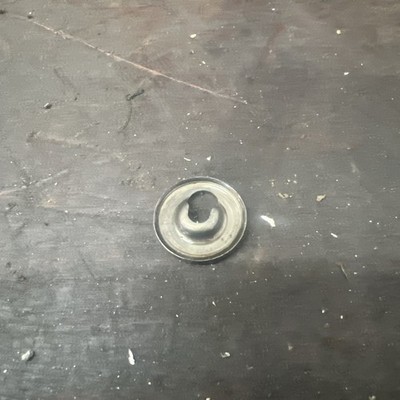 Tecumseh OEM Valve Cap 32581 used pack of 1