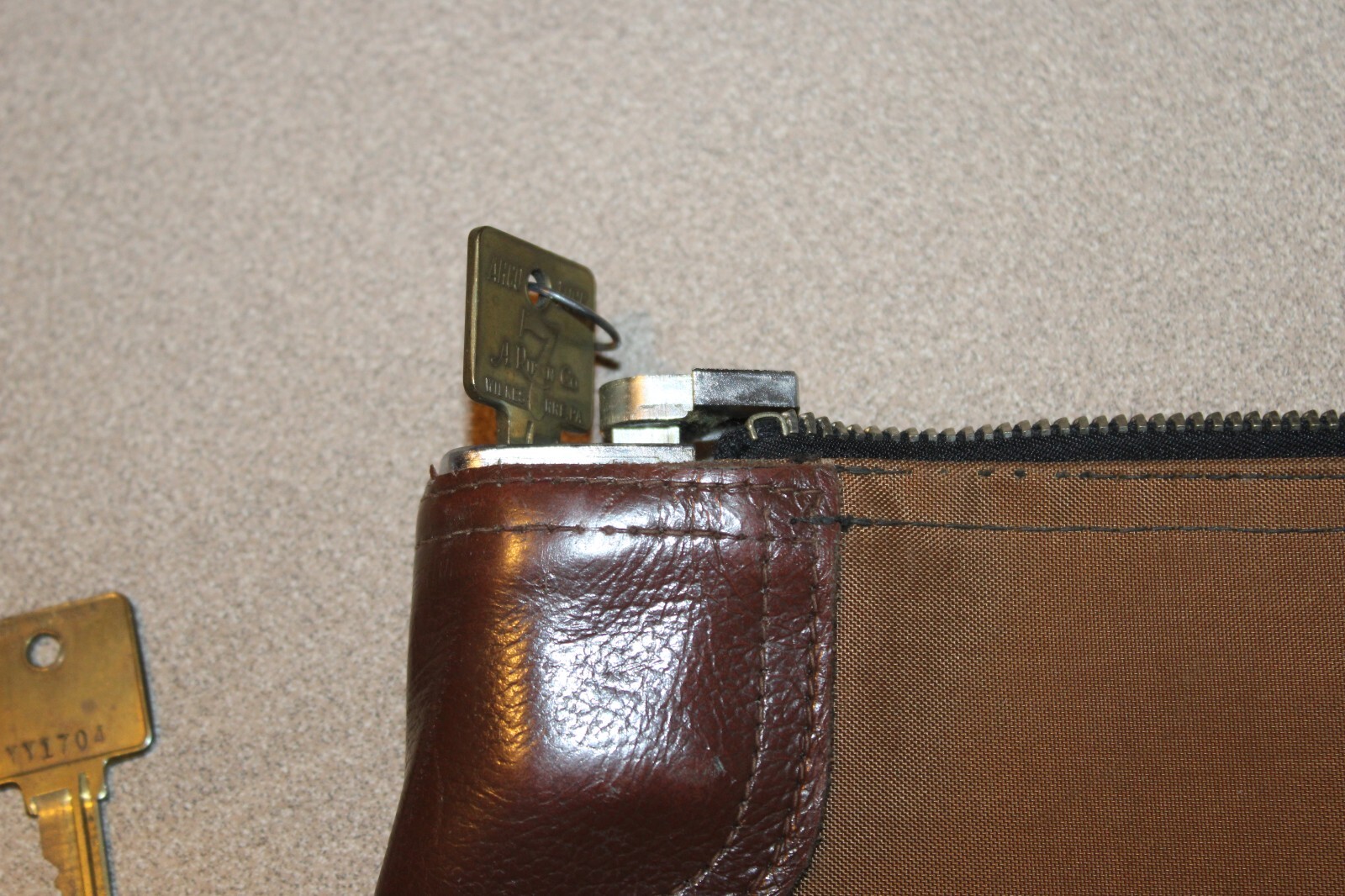 Vintage Rifkin Locking Bank Bag Pouch w/ Keys Arcolock 7 Safety Sac