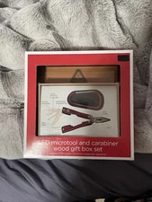 LED Pocket Tool & Carabiner Wood Gift Box Set