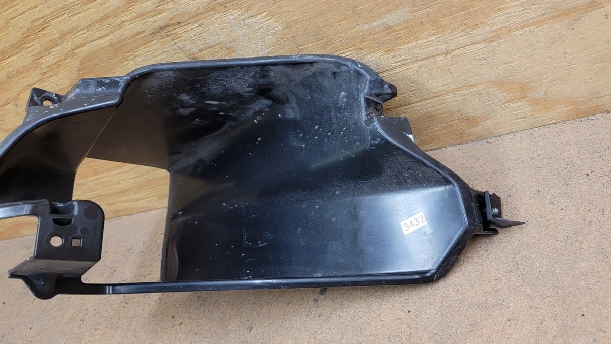 2020 - 2021 Mitsubishi Outlander Sport Front Bumper Air Duct