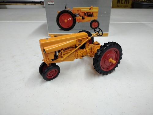 Speccast 1/16 Scale Limited Edition Minneapolis-Moline 1936 "IT" Tractor READ - Picture 8 of 17