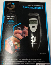 Smartgear pocket size digital Breathalyzer, new in original box, great value