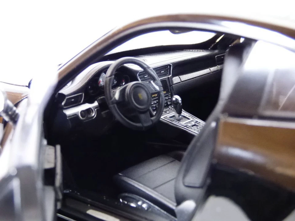 PORSCHE 911 - 991 CARRERA S noir 1/18 - Immagine 3 di 4