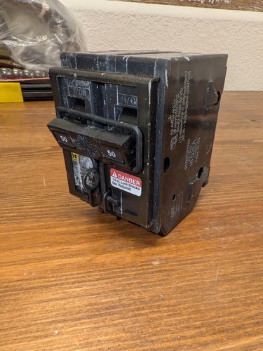 Interruttore Quadrato D 50 Amp 2 Poli Homeline Standard Trip Residenziale Nero - Foto 8 di 8