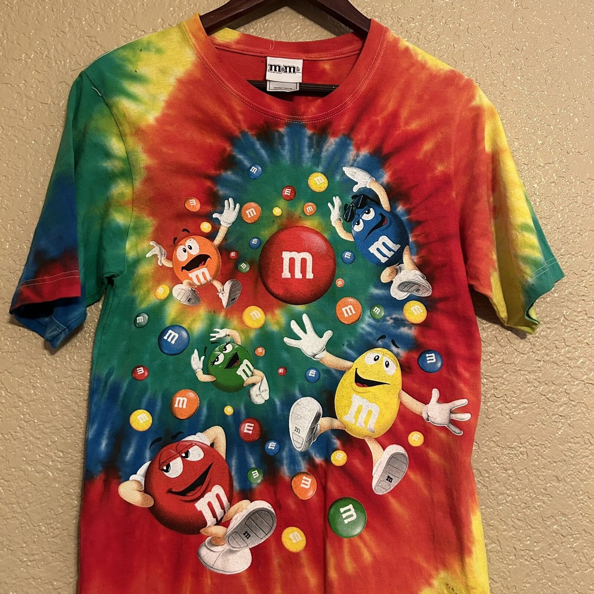 M&Ms World Candy Tie-Dye Swirl Colorful Graphic T-Shirt Size Small