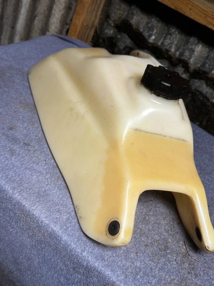 1986 Honda FourTrax 250 TRX250X 2x4 GAS TANK FUEL CELL PETROL RESERVOIR T779 - Image 3 of 4