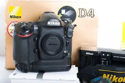 Nearly mint Nikon D4 Low shuttercount: 77.679 Boxed - Bild 1 von 4