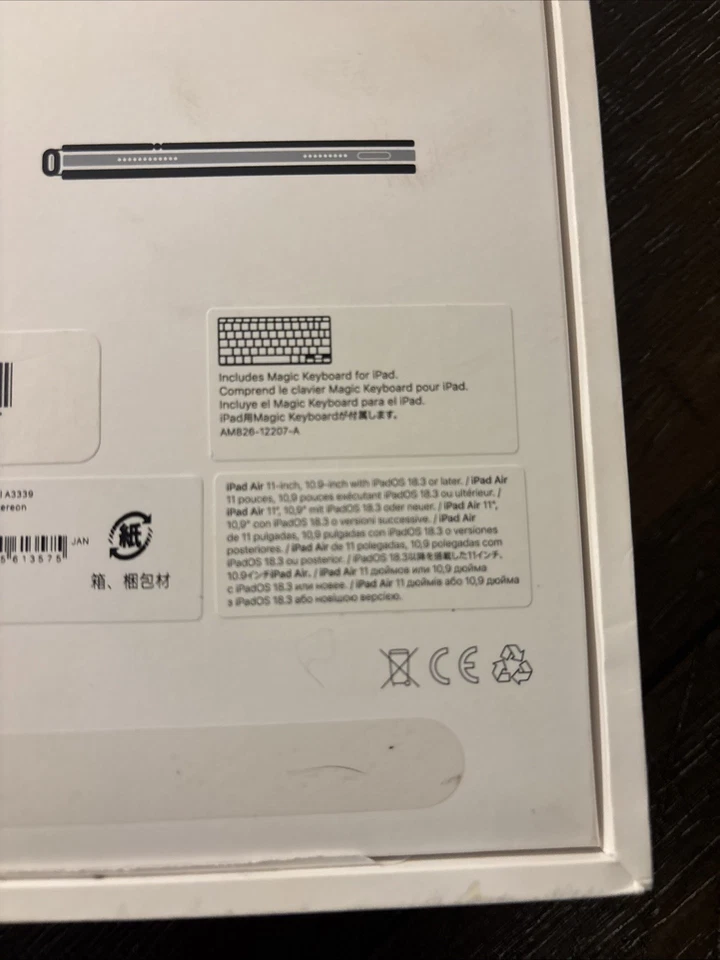 Apple Magic Keyboard for iPad Air 11-inch (M3) White Model: MDFV4LL/A - Image 4 of 4