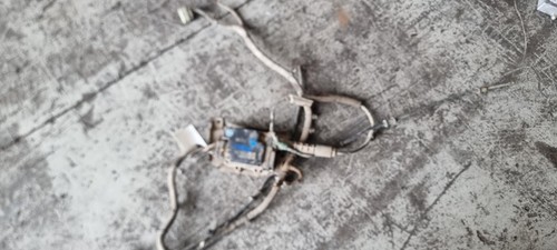 HOLDEN COMMODORE HANDBRAKE ACTUATOR HANDBRAKE CONTROL MODULE W/CABLES, VF, 05/13 - Picture 5 of 6