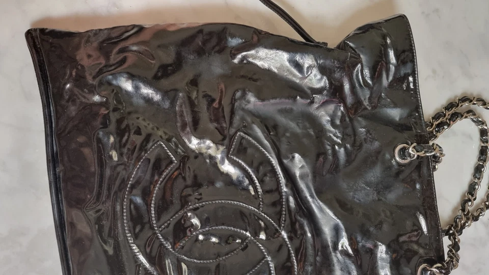 Chanel BonBon charol negro #12 AUTÉNTICO Foto 2 de 4