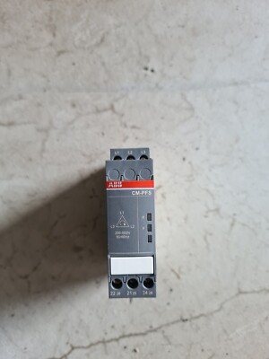 ABB CM-PFS.S Dreiphasenüberwachungsrelais 1SVR730824R9300