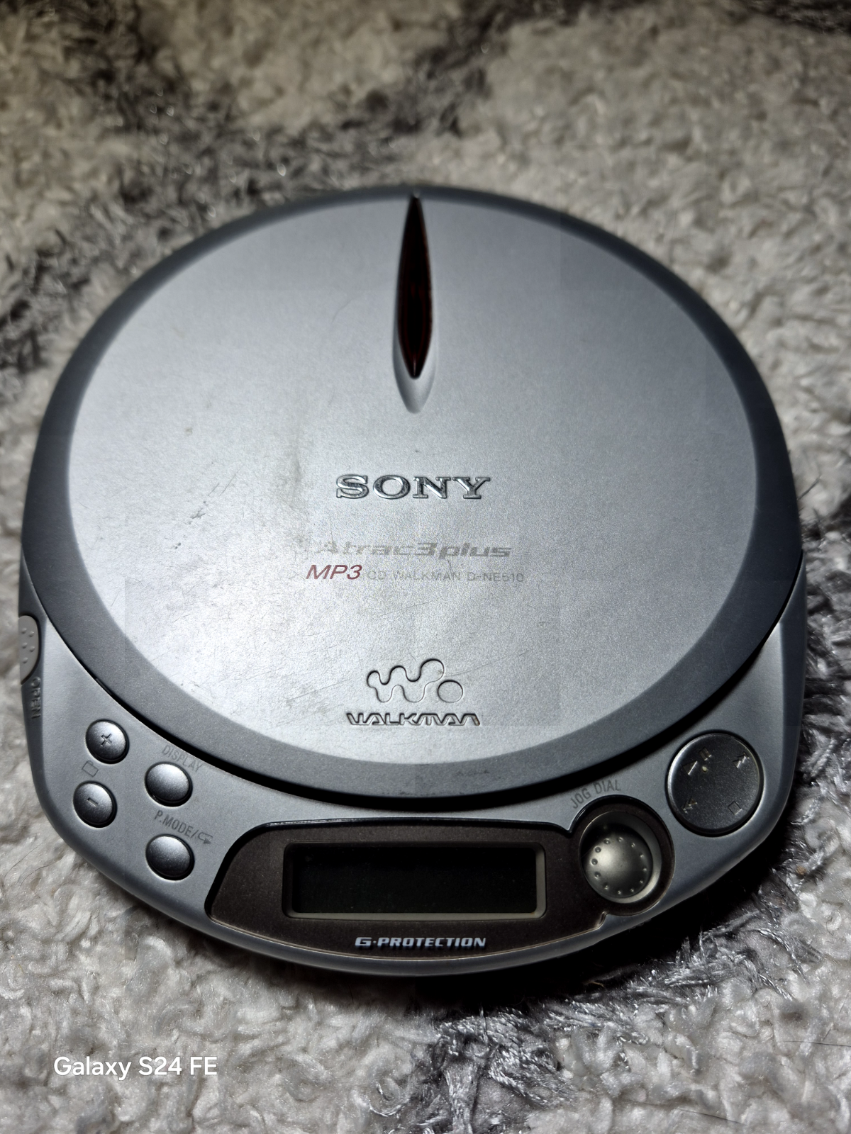 SONY Walkman D-NE510 Portable CD MP3 Player with Atrac3 Plus Stereo Sound