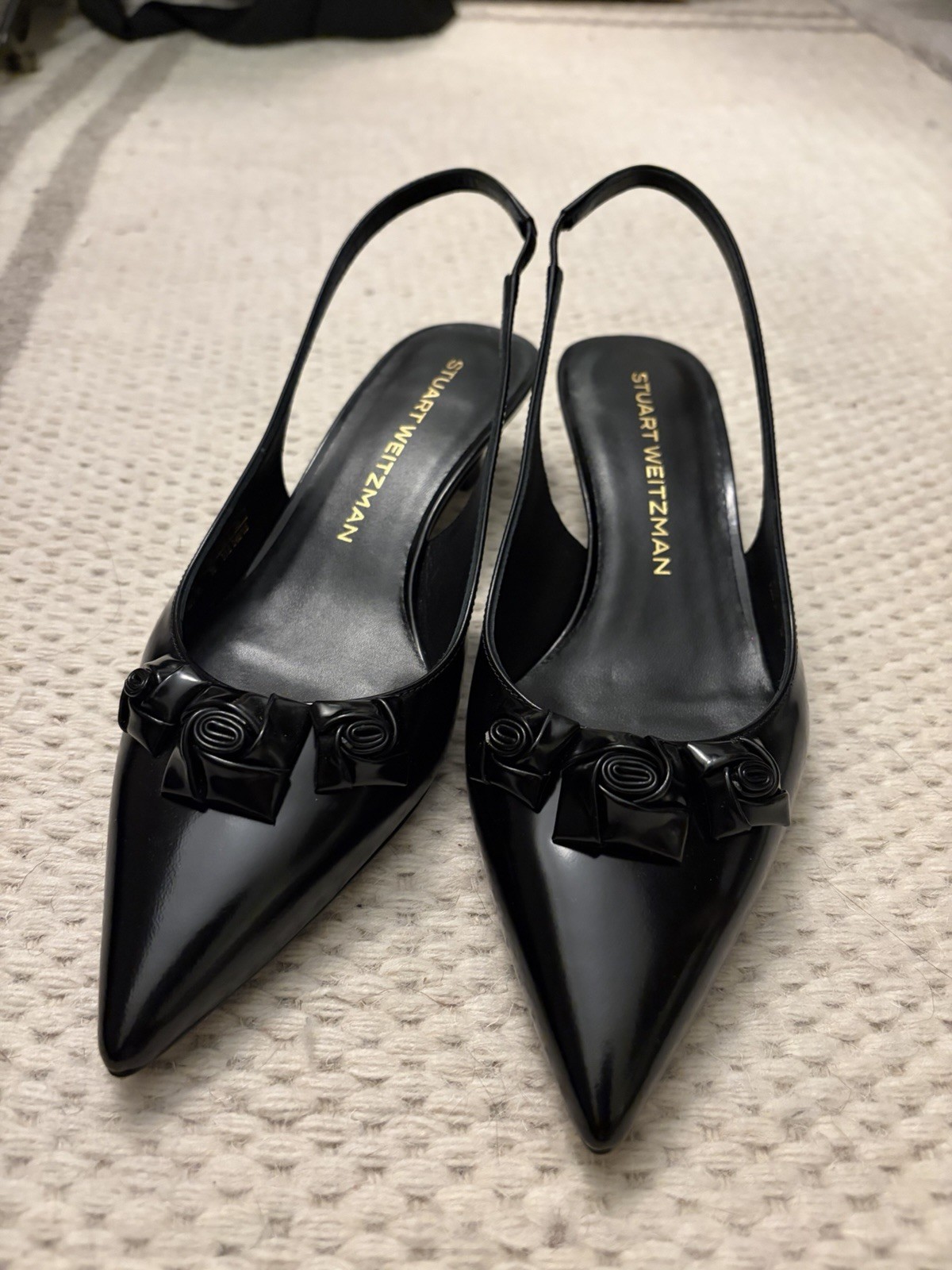 Brand New Stuart Weitzman Rosie Kitten Heels Size 7