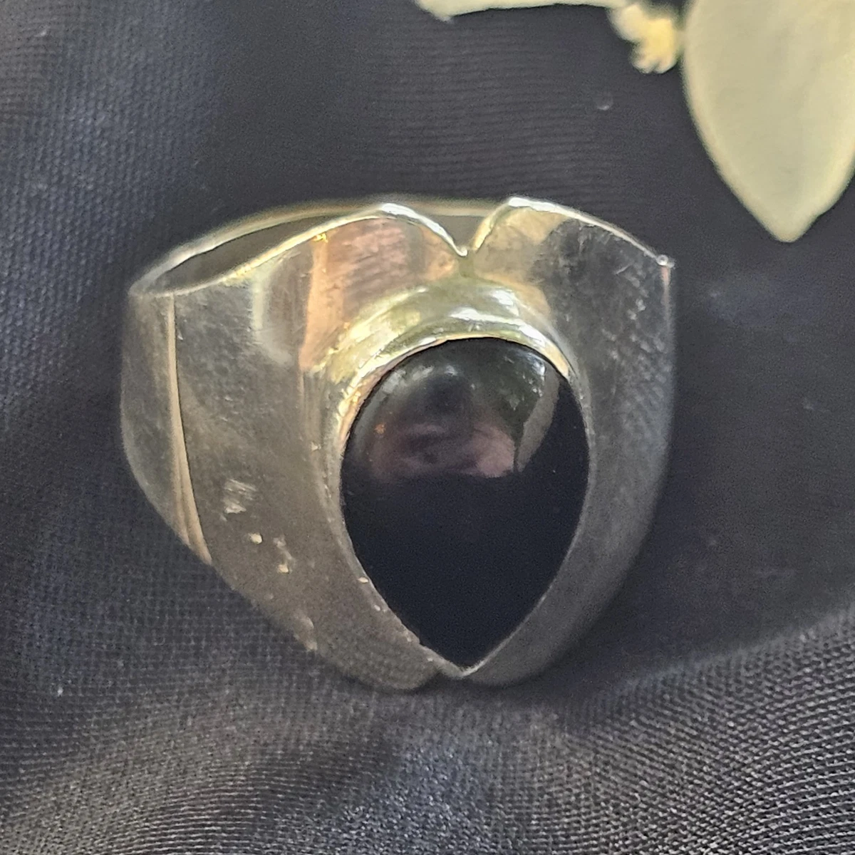 Bague T57 Plaque Or Avec Multiples Brillants - État Excellent - Anneau Vintage
