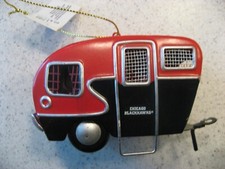 Team Sports America NFL Chicago Blackhawks Team Camper adorno de Navidad