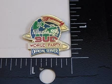 ANHEUSER BUSCH BREWING CO. BUD WORLD PARTY OFFICIAL SERVER ADVERTISEMENT PIN