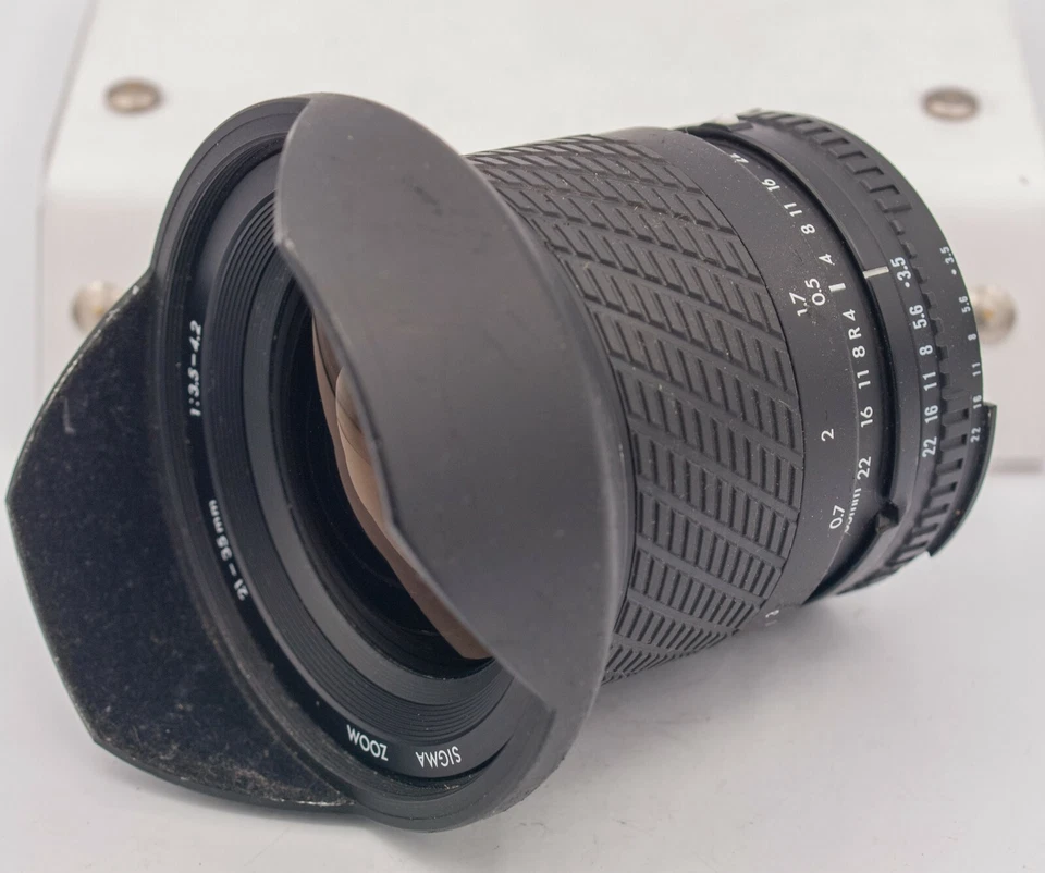 Sigma Zoom 21-35mm F3.5-4.2 Nikon AI-s Mount Zoom Lens SLR/Mirrorless Cameras - Image 4 of 4