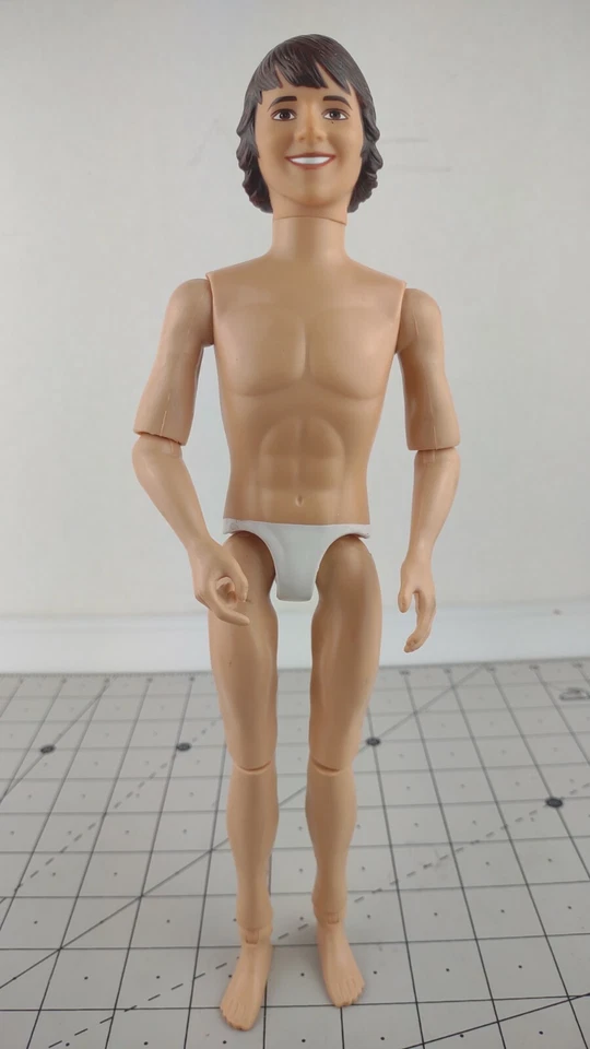 Muñeca Disney Hannah Montana Oliver's Beach Boogie Ken Talla Foto 3 de 4