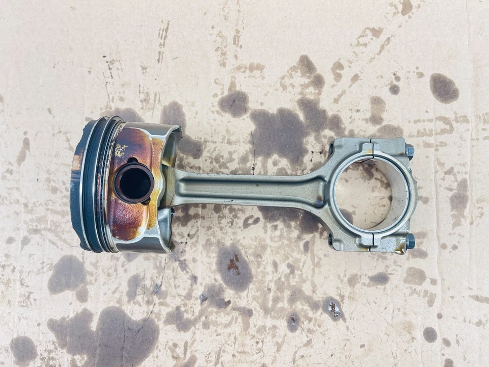 Pistón y biela OEM LTG 12674411 2.0T para Buick Regal Chevrolet Malibu Foto 2 de 4