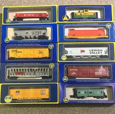Vtg Lot Of 10 AHM HO Scale Freight Cars/Rivorossi Multiple RR SeeDescription NIB