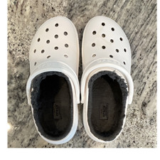 Crocs White Lined Clog US 7 Synthetic Slip-On Faux Fur Lining Pre-Owned