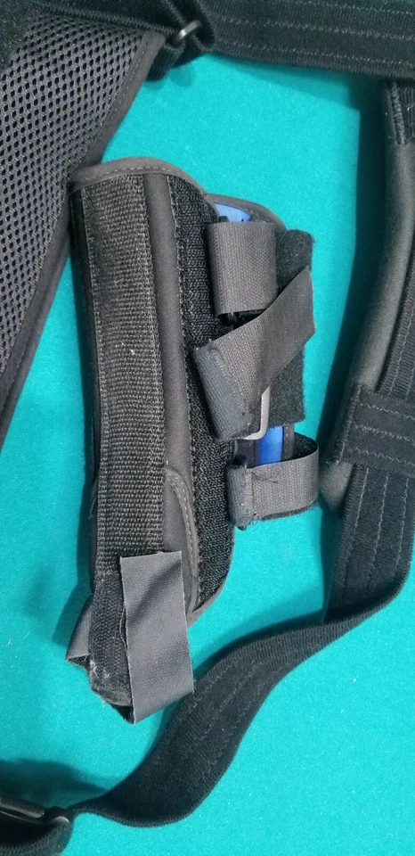 Breg Medical Sling 弹弓 2 软垫肩枕和腕带 — 第 3/4 张图片