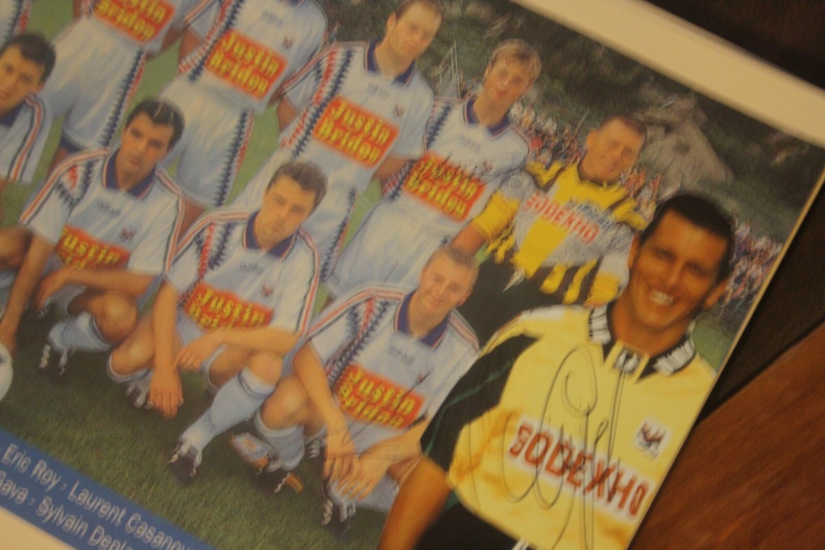 Feuillet Autographe Olympique Lyonnais 1995-96 - 13 Signatures - Original