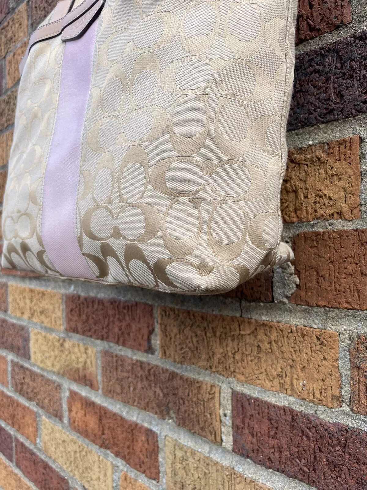 Picture 3 of 18