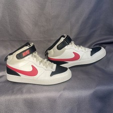 Nike Court Borough Mid 2 Boys Size 7Y