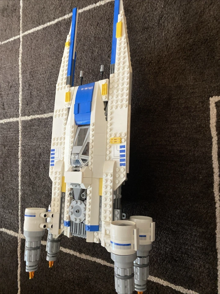 LEGO Star Wars 75155 Rebel U-Wing Fighter, photo 1 sur 3