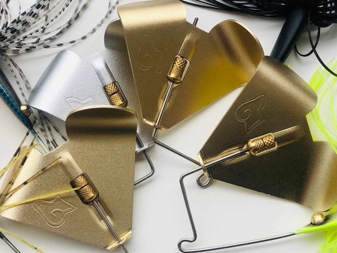 Teckel MAXQUEAKER 3/8oz #001 BLACK BLUE Color Buzzbait Topwater NEW Japan - Image 4