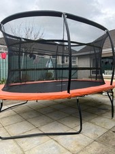 16 Ft Oval Trampoline
